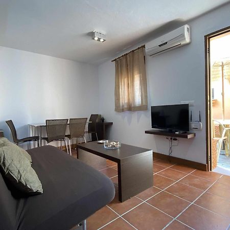 Apartamento Con Aire Acondicionado Muy Cerca De La Cadiz Exterior photo